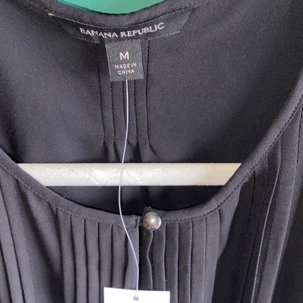 Banana Republic size medium top net new - Picture 3 of 3